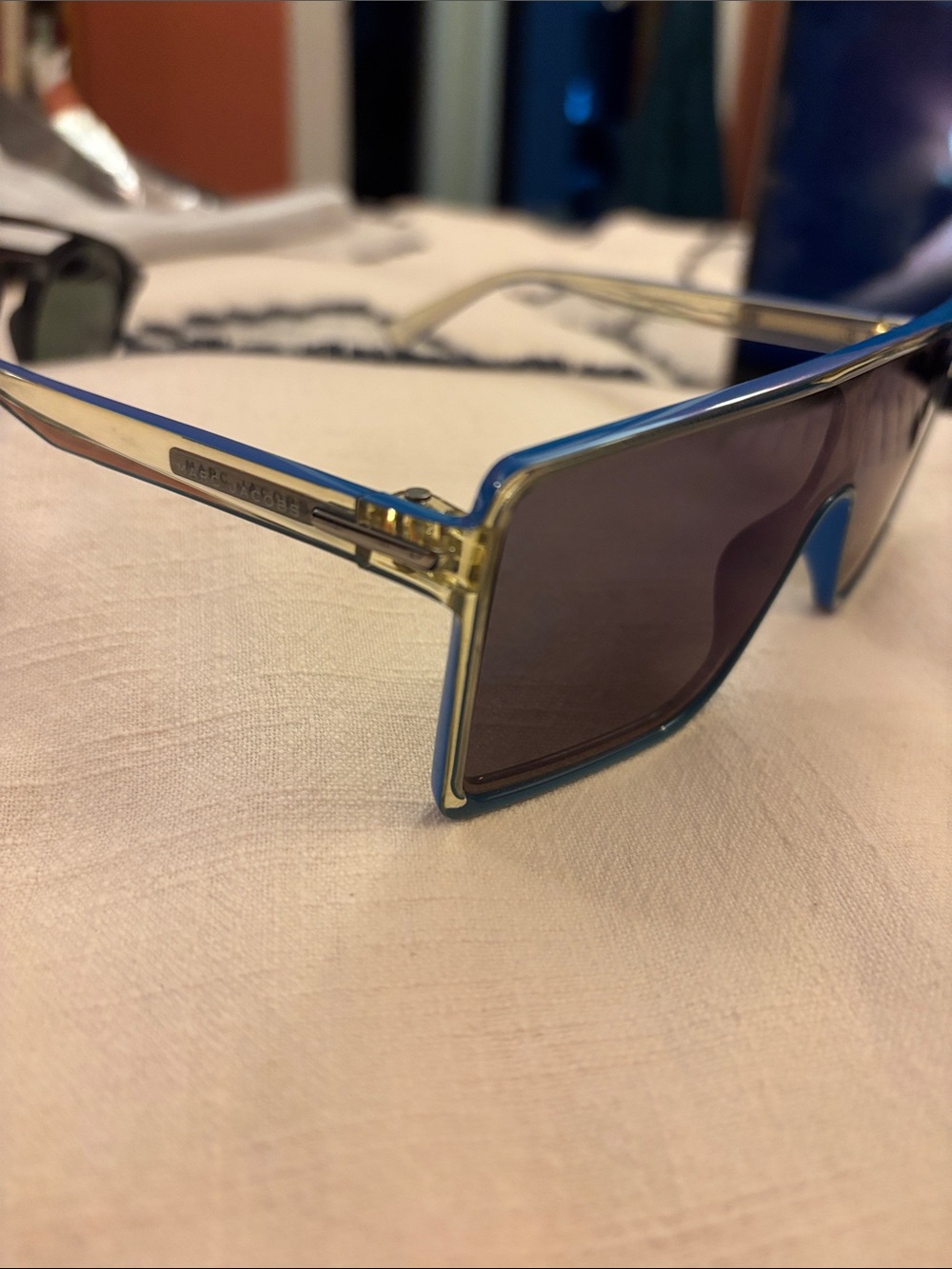 Marc Jacob’s Blue Rectangular Shield Sunglasses - Picture 3 of 3